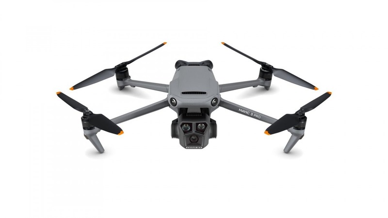 DJI Mavic 3 Pro Fly More Combo CP.MA.00000660.01