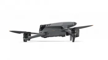 DJI Mavic 3 Pro Fly More Combo + DJI RC